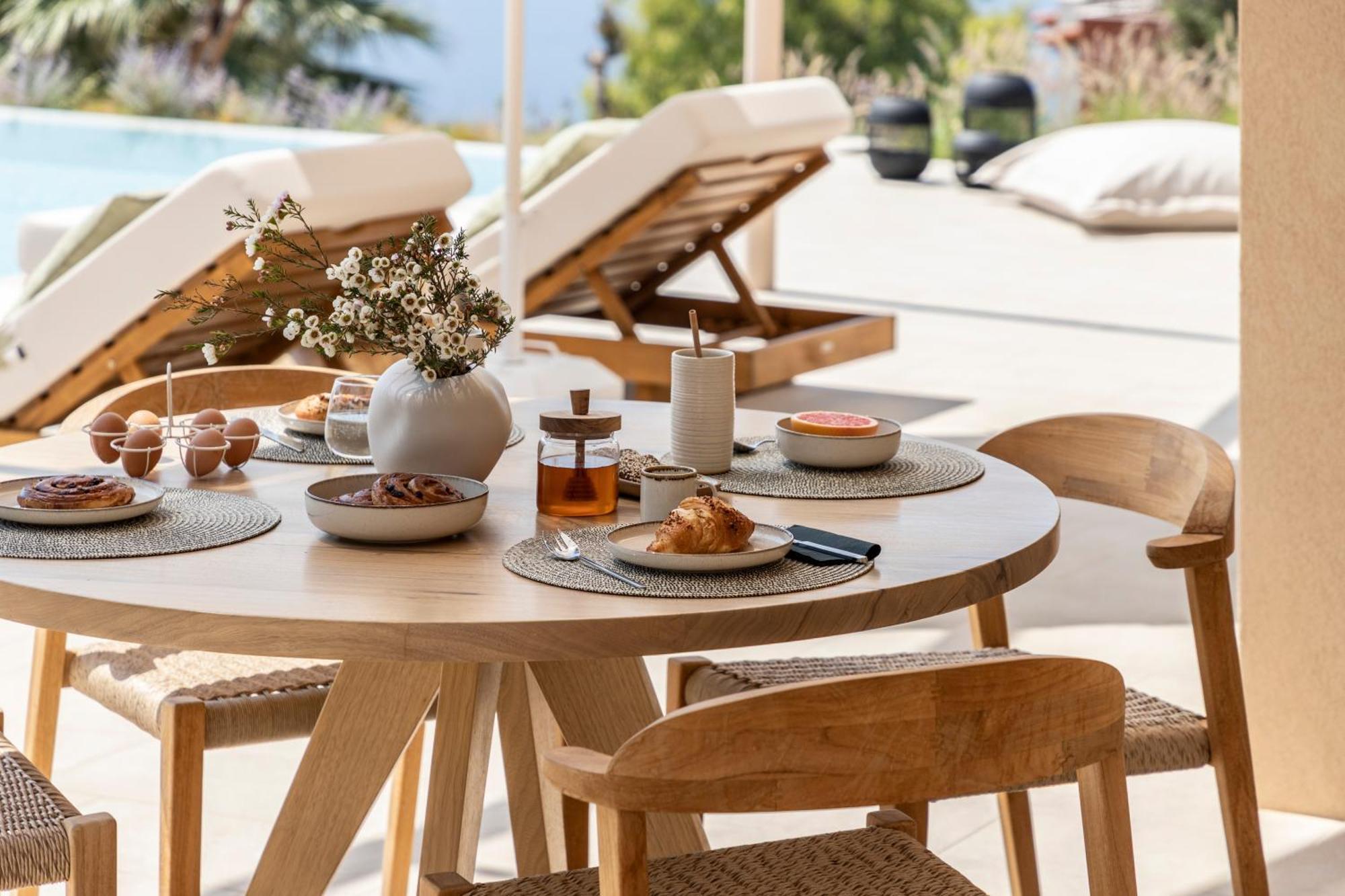 ארגוסטולי Avertosia Luxury Villas מראה חיצוני תמונה