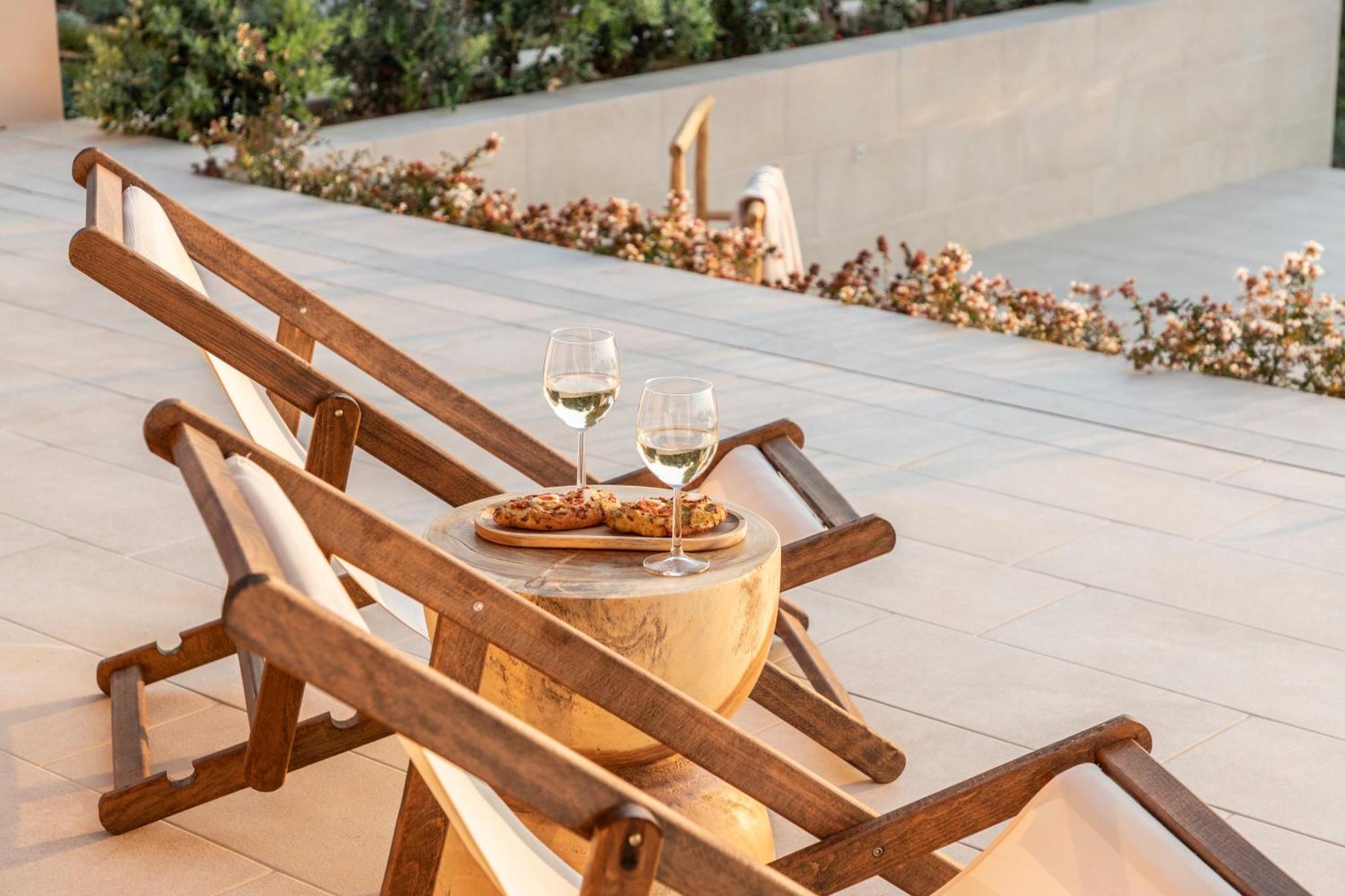 ארגוסטולי Avertosia Luxury Villas מראה חיצוני תמונה
