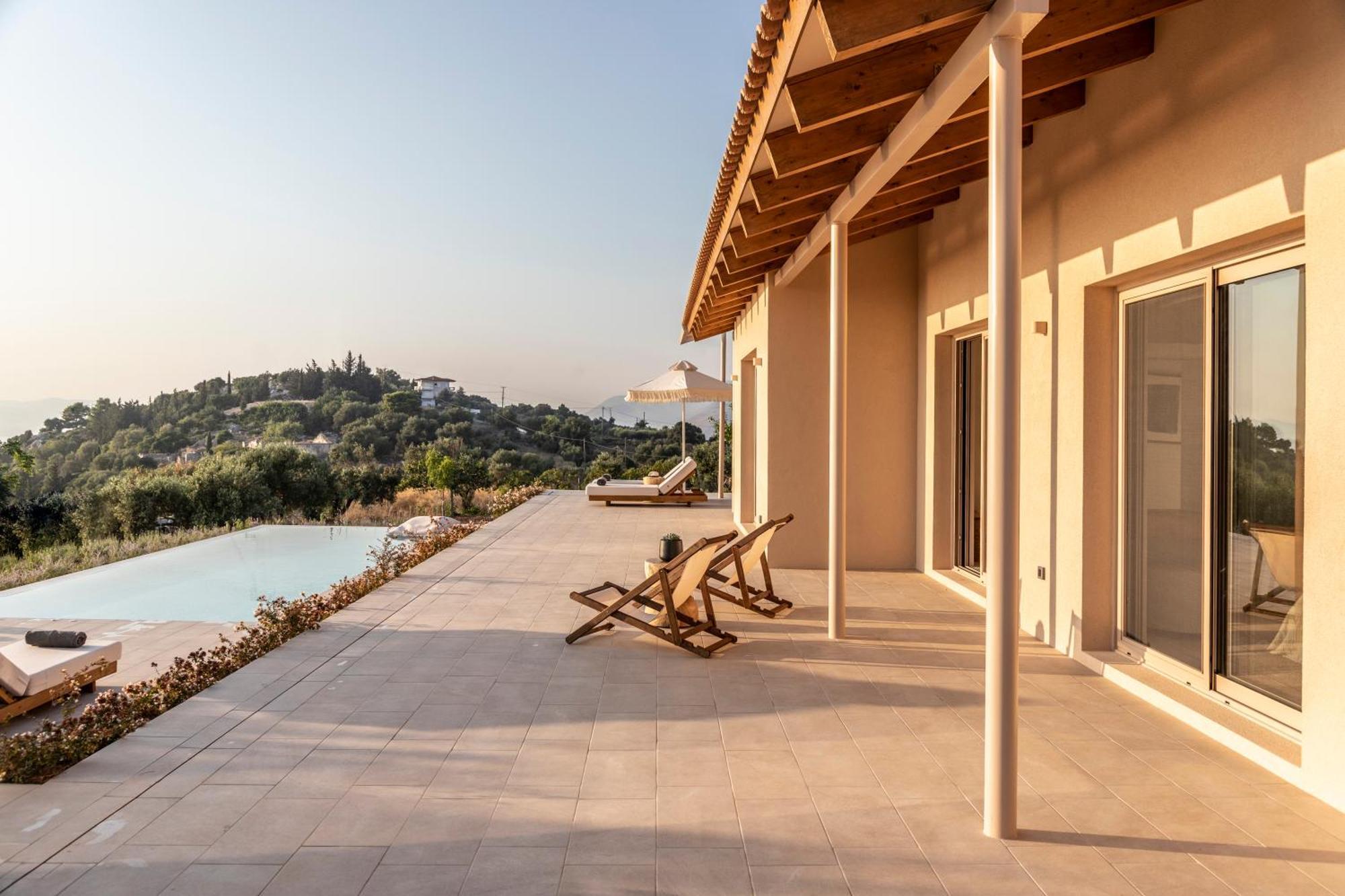 ארגוסטולי Avertosia Luxury Villas מראה חיצוני תמונה